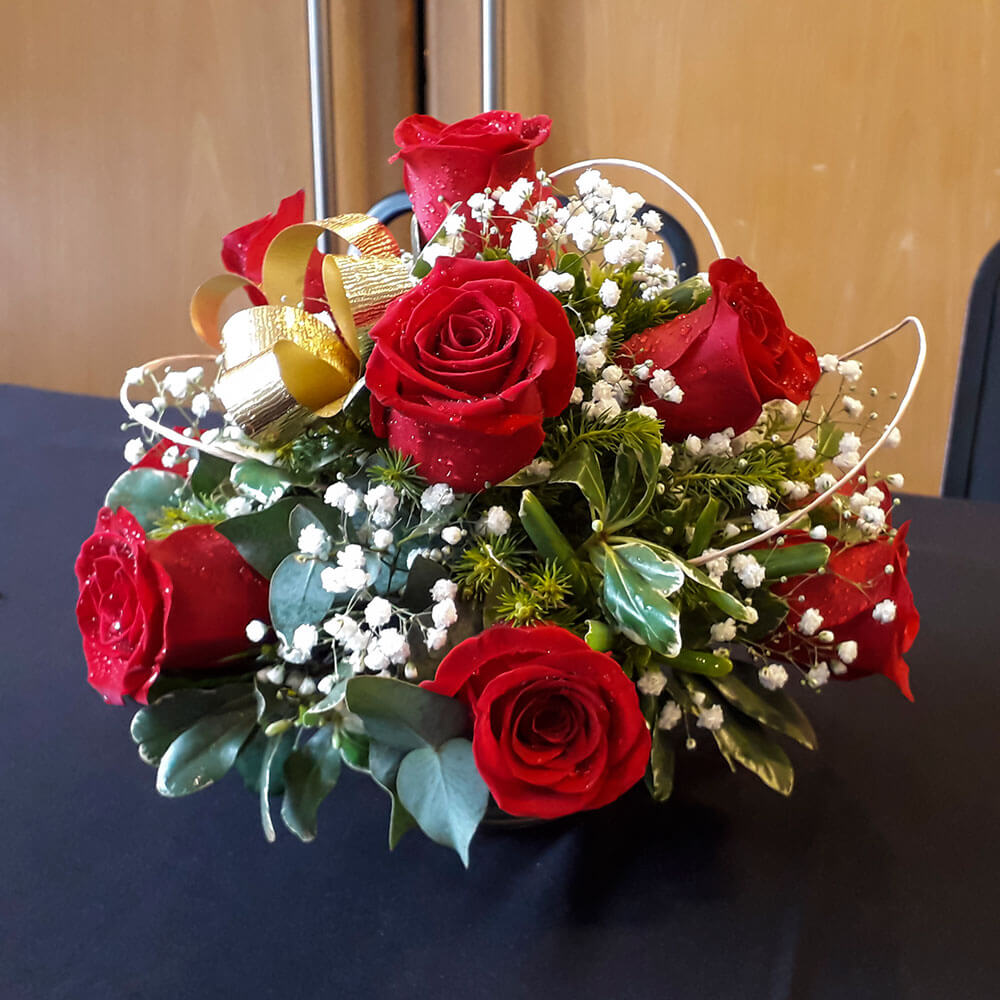 Centro de Mesa con 12 Rosas - Florería La Fleur - Envíos en Montevideo