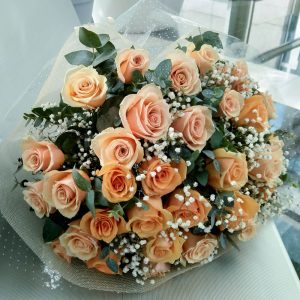 Ramo Bouquet de 36 Rosas - Envío de flores y plantas, Florería La Fleur, Montevideo, Uruguay.